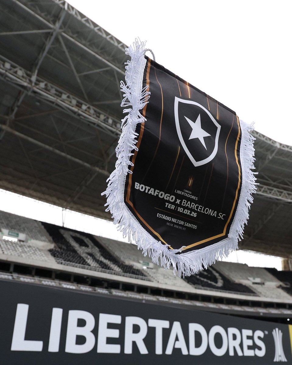 𝐅𝐥𝐚̂𝐦𝐮𝐥𝐚 𝐝𝐚 𝐩𝐚𝐫𝐭𝐢𝐝𝐚 🏴 #VamosBOTAFOGO

📸 Vítor Silva / BFR