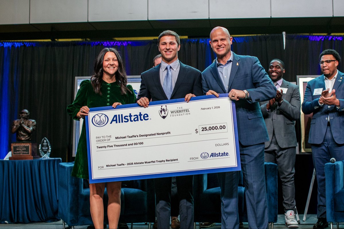 Allstate Wuerffel Trophy tweet media