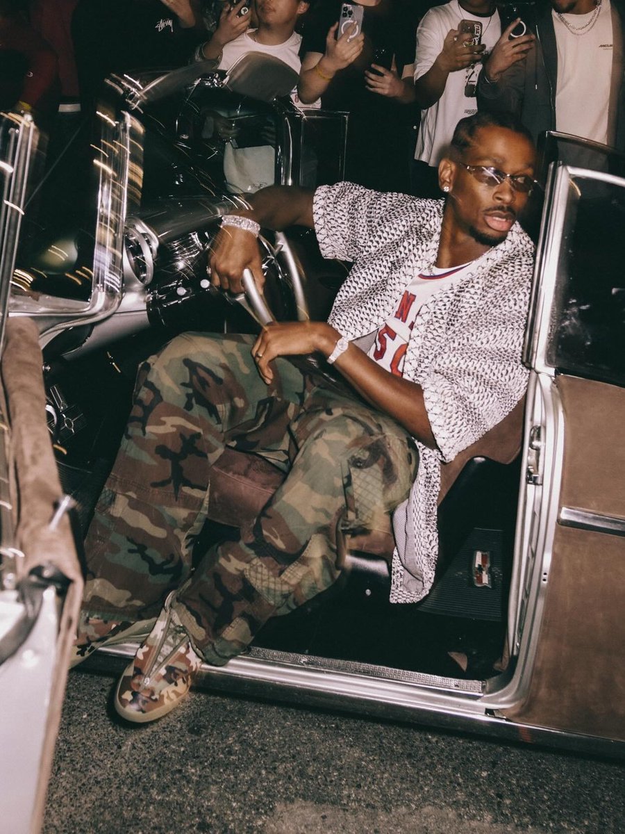 ModernNotoriety's tweet photo. Converse SHAI 001 goes full camo 🪖

🗓️ April 3rd
🏷️ $130 https://t.co/XsdCYGTUgC