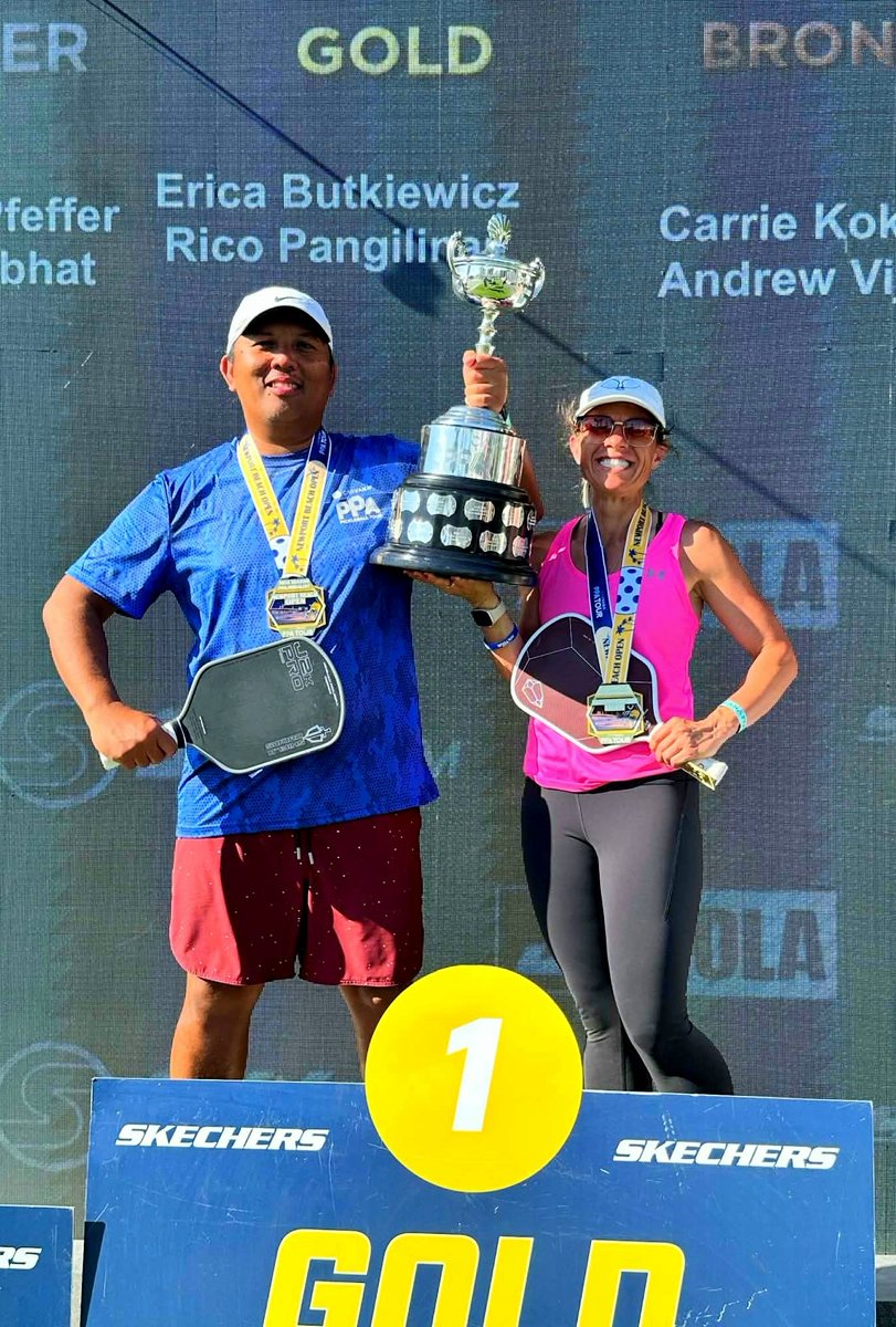 RicoSuavehhh's tweet photo. Won GOLD in the 4.5 Mixed Doubles at the PPA Newport Beach Open🏆 #PPATour #Pickleball #NewportBeachOpen https://t.co/uFSHD1N0pF