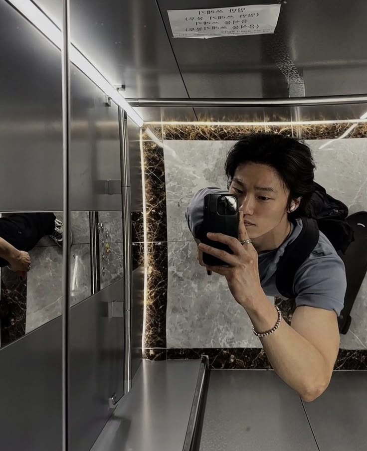 Voltando pra academia.