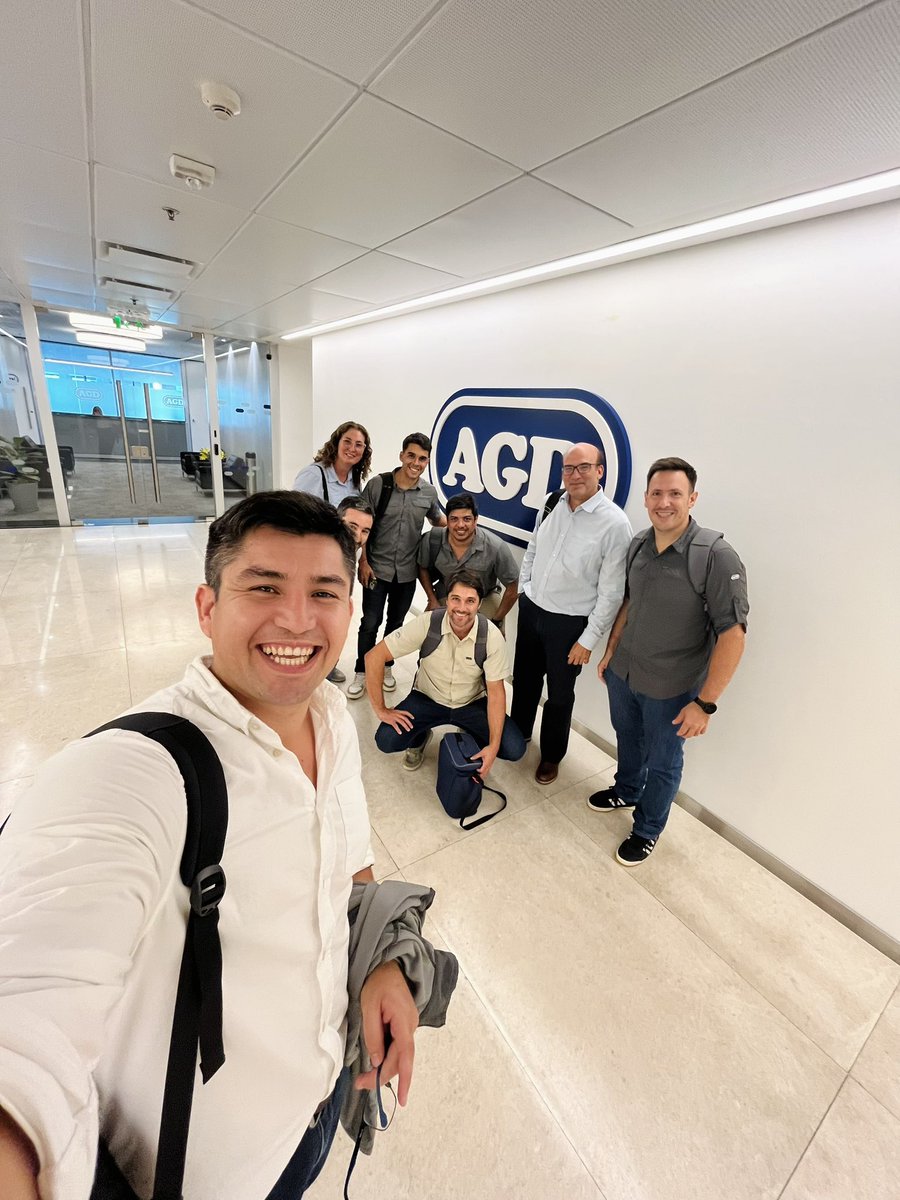 Hoy planificación con el equipo experta <a href="/AGDagro/">Aceitera General Deheza SA</a> de cara a lo que se viene. 

Intenso día de trabajo. Siempre pensando en una herramienta para nuestros técnicos de campo, asesores y productores. 

Vamos 🇦🇷🇦🇷