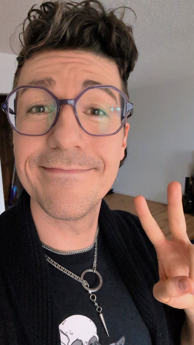 Maestro Spooks tweet media