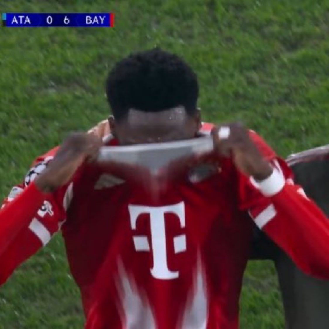 Instant Foot ⚽️ tweet media