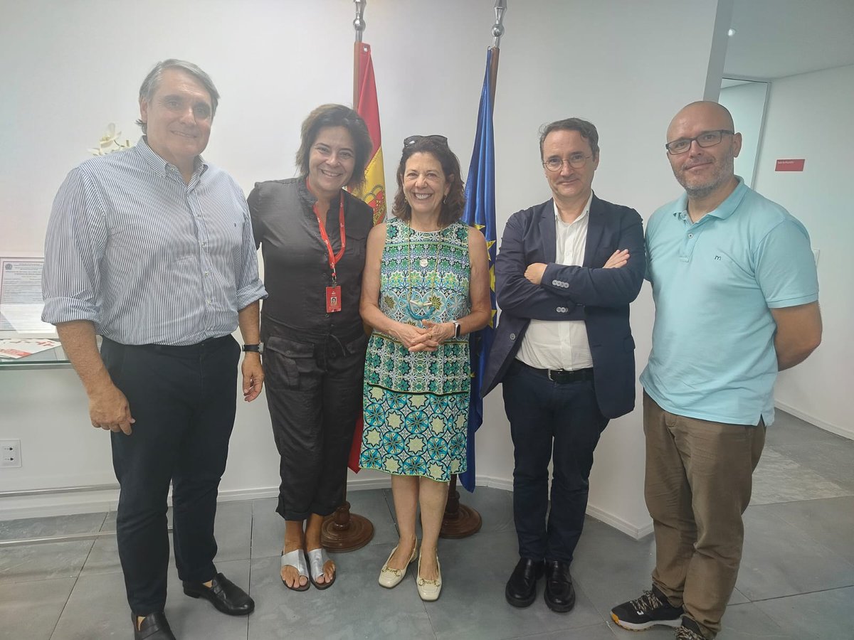 Embajada de España en Brasil/Embaixada da Espanha tweet media