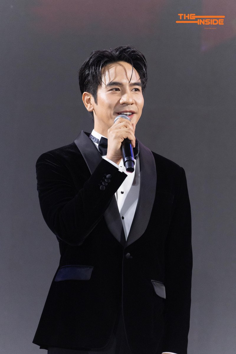 The_Inside_Ent's tweet photo. “โป๊ป ธนวรรธน์” จากเรื่อง “รักแสนล้านไมล์ - Love in Outer Space” ในงานแถลงข่าวมหกรรมความบันเทิงฉลองครบรอบ 56 ปี “ช่อง 3 มีอะไรใหม่” 

#งาน56ปีช่อง3xSiamParagon
#แถลงข่าว56ปีช่อง3
#popezaap #โป๊ปธนวรรธน์ 
#รักแสนล้านไมล์ #Loveinouterspace https://t.co/XN1K55nf7H