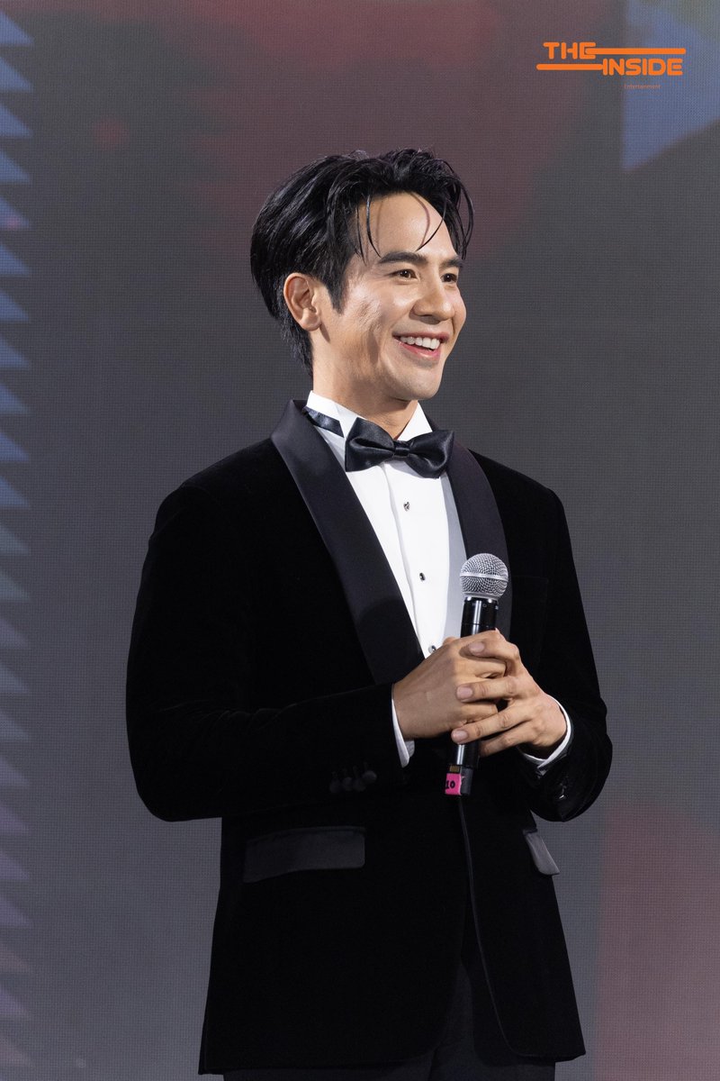 The_Inside_Ent's tweet photo. “โป๊ป ธนวรรธน์” จากเรื่อง “รักแสนล้านไมล์ - Love in Outer Space” ในงานแถลงข่าวมหกรรมความบันเทิงฉลองครบรอบ 56 ปี “ช่อง 3 มีอะไรใหม่” 

#งาน56ปีช่อง3xSiamParagon
#แถลงข่าว56ปีช่อง3
#popezaap #โป๊ปธนวรรธน์ 
#รักแสนล้านไมล์ #Loveinouterspace https://t.co/XN1K55nf7H