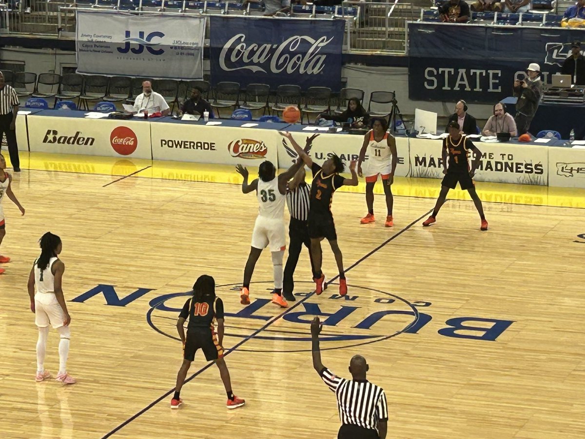 IbervilleAth1's tweet image. Final 
East Iberville 59
Lakeview 42

East Iberville will play for the State Championship 
Friday at 4:00 

Geaux Tigers !!!!

#ibervilleparishschools
#movingforward
#marshmadness