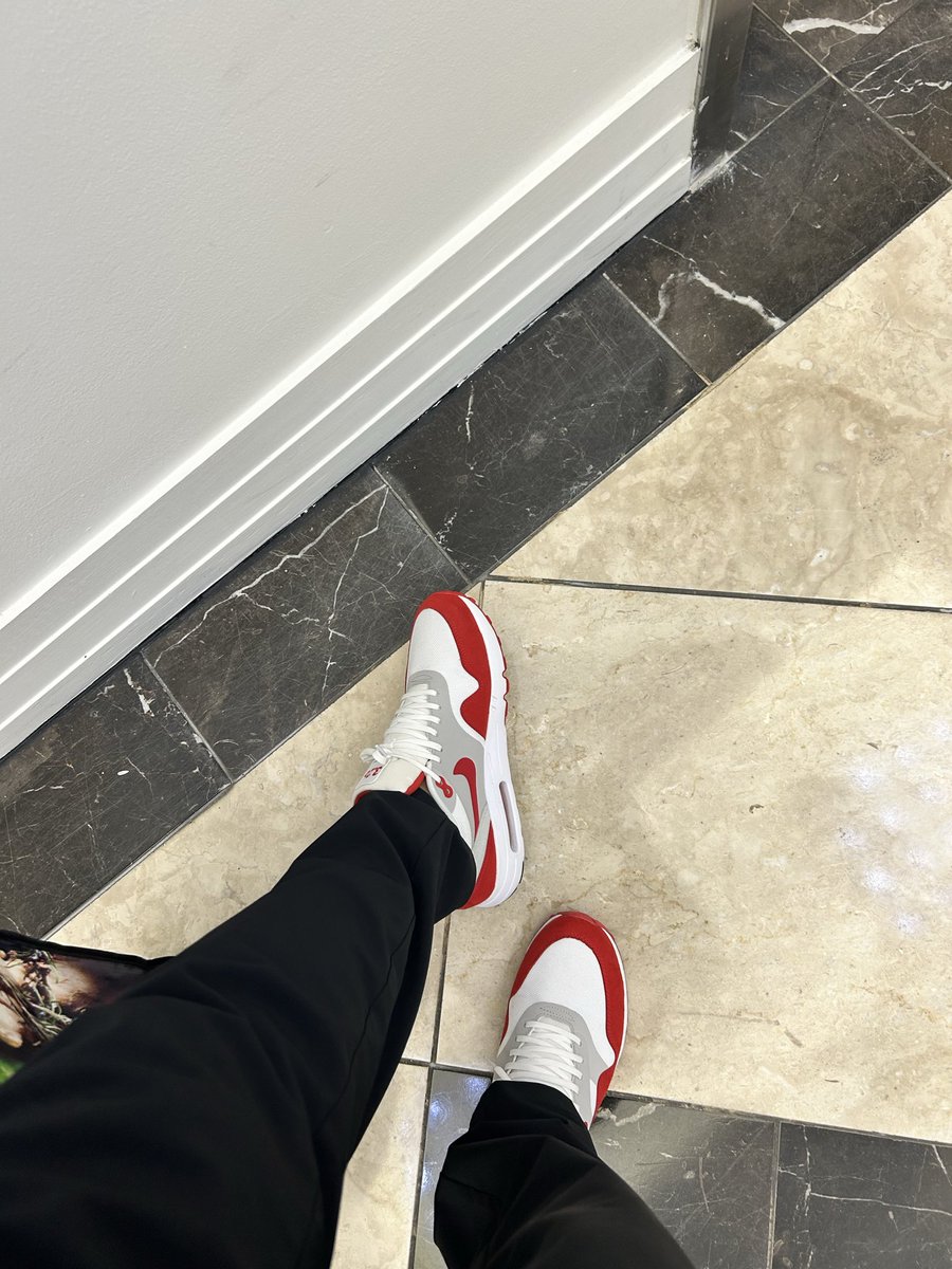 Andrew Baker tweet media