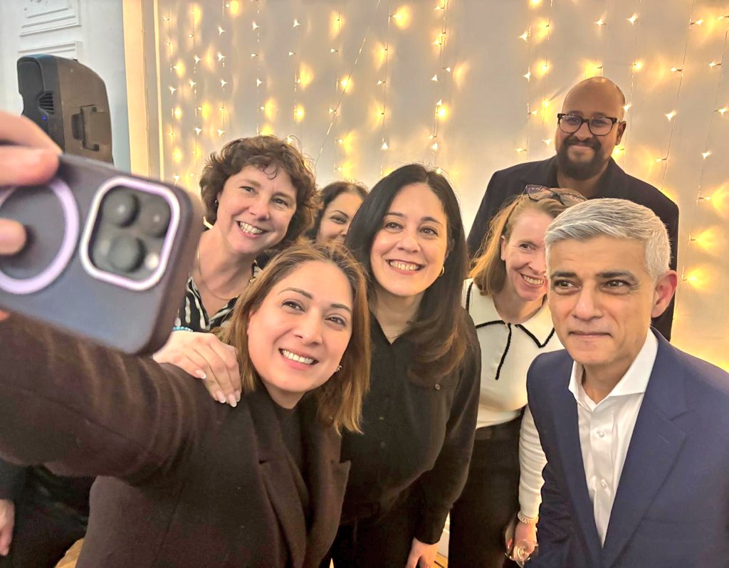 Sadiq Khan tweet media