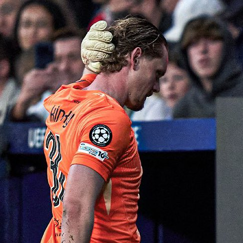 💪 David de Gea, Antonin Kinsky'ye bir mesaj gönderdi:

"Kaleci olmayan kimse bu pozisyonda oynamanın ne kadar zor olduğunu anlayamaz.

Başını dik tut, tekrar başaracaksın."