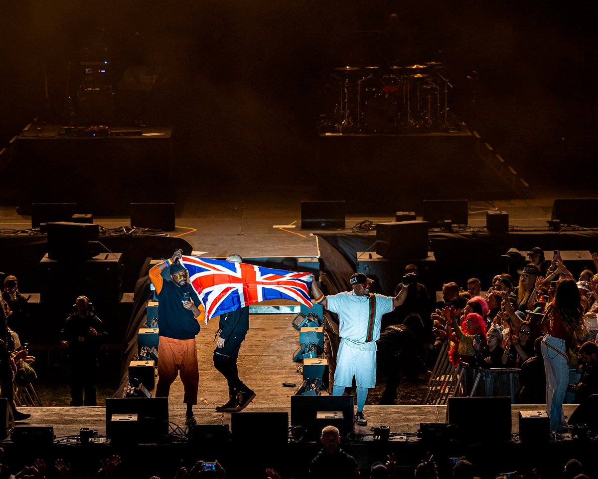 Black Eyed Peas tweet media