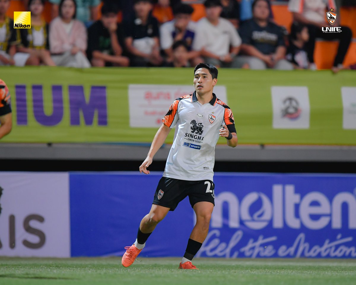 Football in Hong Kong tweet media