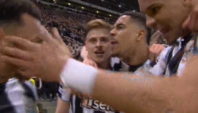 بارنز يشعل سانت جيمس بارك ويسجل الأول لنيوكاسل 