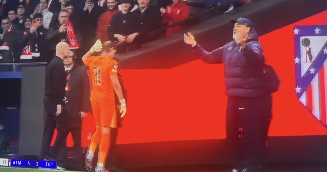 🚨Igor Tudor completely ignoring Toni Kinsky after being subbed in the 17th Minute