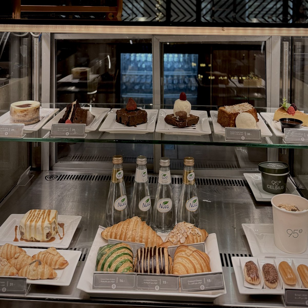 𐐪𐑂 tweet media