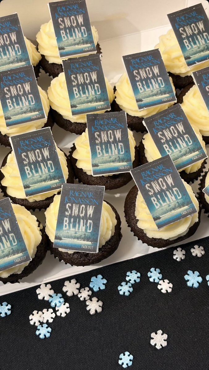 OrendaBooks's tweet photo. Last night we celebrated TEN YEARS of #Snowblind by @ragnarjo (t. by Anthony Horowitz &amp; Larissa Kyzer) at @GoldsboroBooks with the STUNNING new #AnniversaryEdition which includes a BRAND NEW #Prequel titled #Fadeout💙

ORDER YOUR COPY NOW!
🔗https://t.co/TlZjFfgp90 https://t.co/hf4tKrlctC