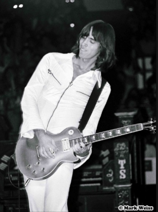 Mark Weiss tweet media