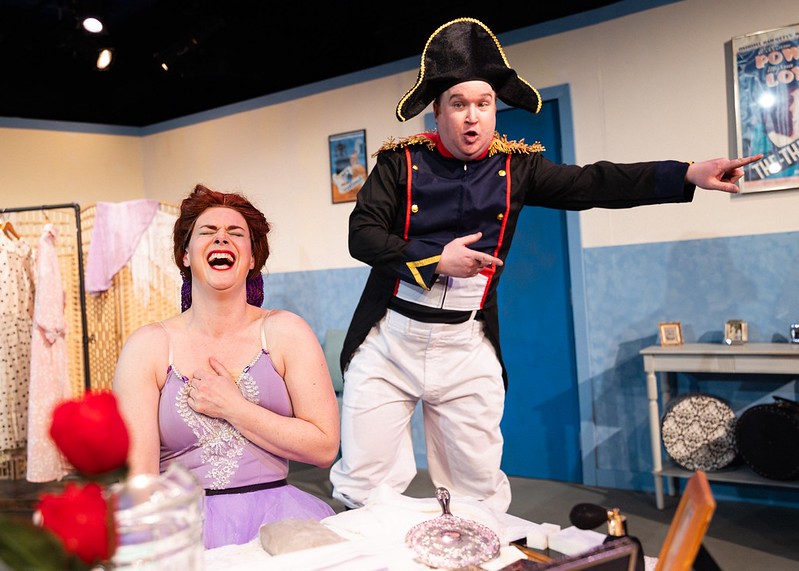 BuzzCenterStage tweet media