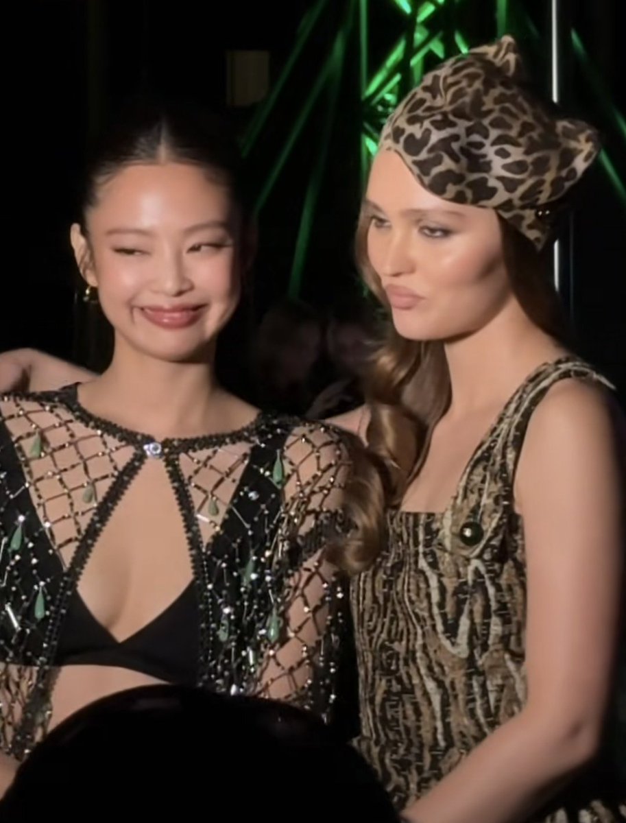 kyo 🥂 tweet media