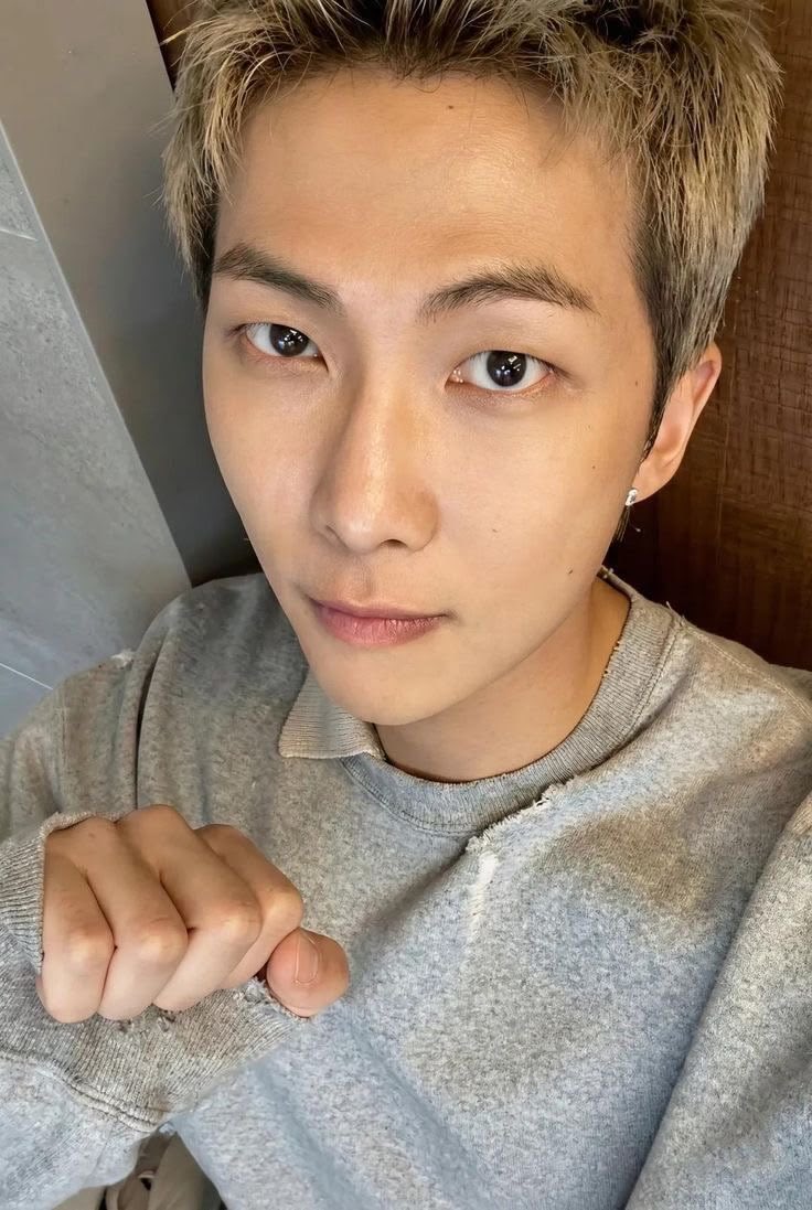 mislina⁷|⊙⊝⊜ arirang 🪭 tweet media