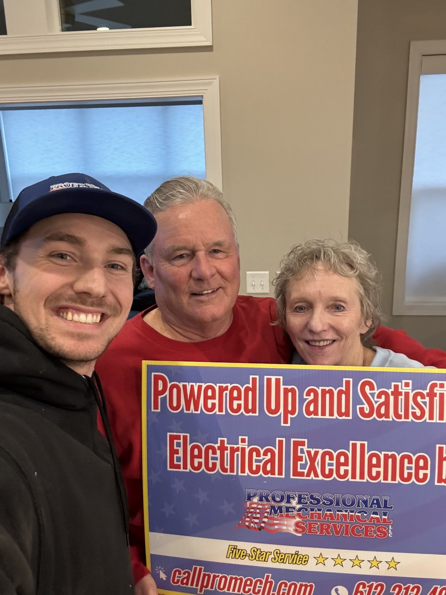 PM_Services_'s tweet image. ⚡ Smiles all around after today’s electrical work.

👉 612-361-4245
👉 CallProMech.com

#ProMech #FiveStarService #ElectricalService