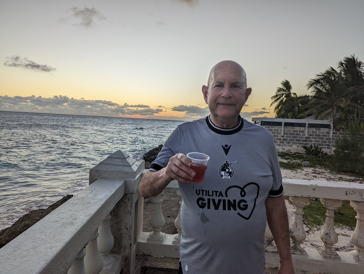 Adrian Thomas tweet media