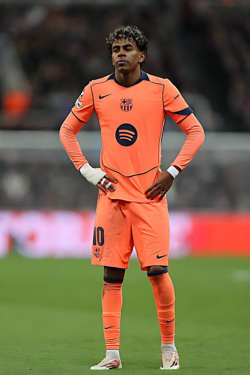 The Touchline | 𝐓 tweet media