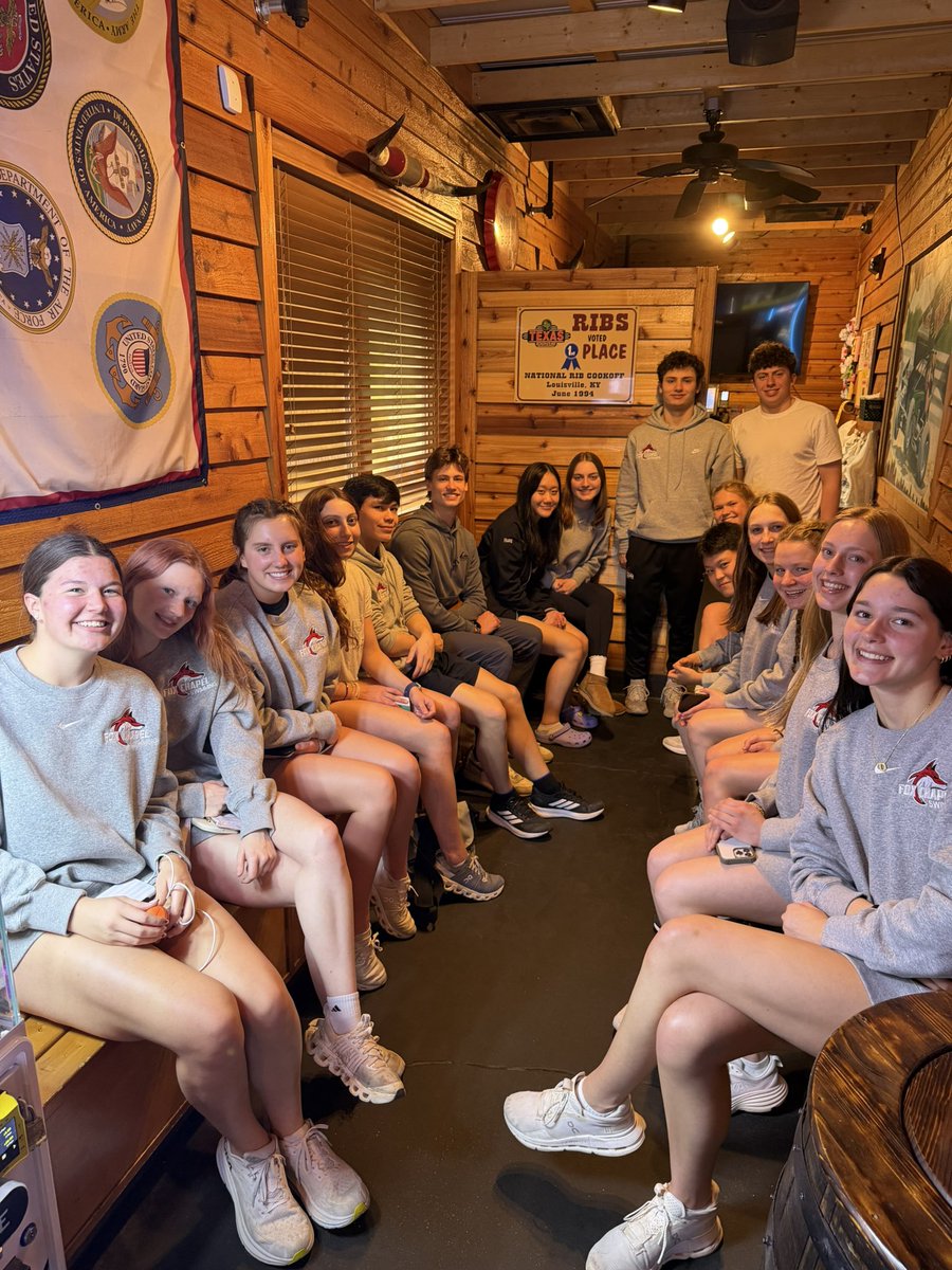 fcswimdive tweet media