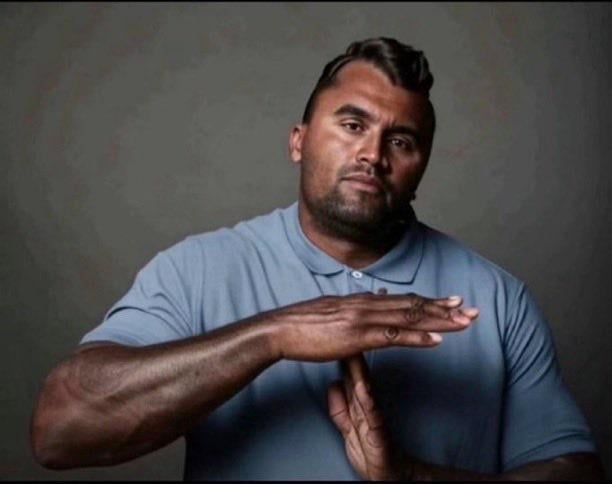 El wey que andaba mamando con que hacía humor negro y que el humor negro no debería tener límites cuando alguien ataca sus ideologías: