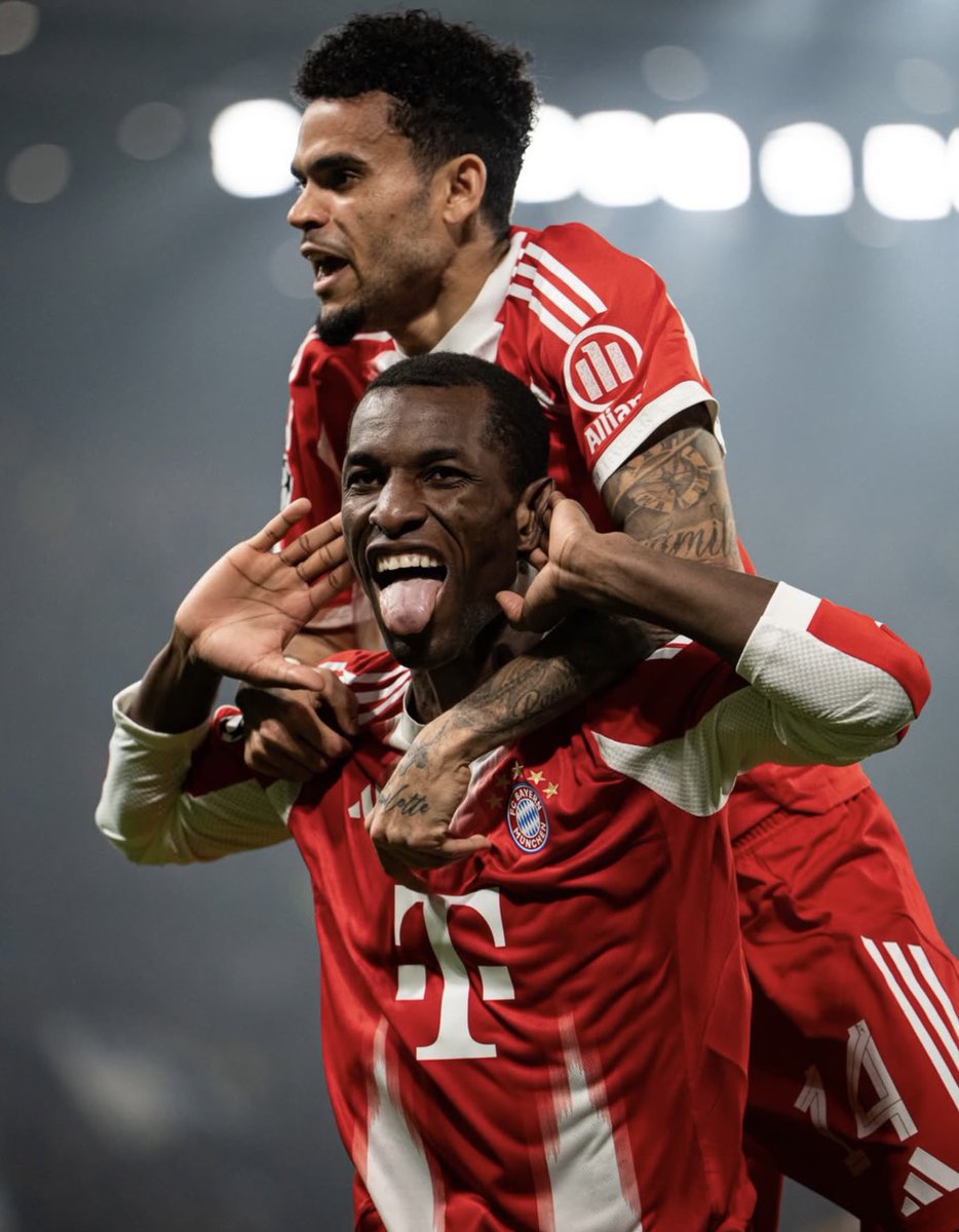 Humilhação em Bérgamo! 😲

Após vencer os alemães do Borussia Dortmund nos playoffs, a Atalanta foi goleada pelo Bayern Munchen por 6-1. 

Será este Bayern o favorito a levantar a orelhuda?