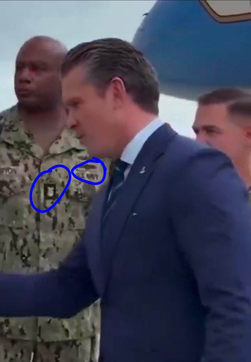 <a href="/kevinblue345/">kevin blue</a> I agree with your historical facts, but this wasn't the case in this instance.

The Black man is a MasterChief petty officer, which is the highest enlisted rank in the Navy, that's why he didn't initiate the salute to the Secretary of War. In this case if a salute was warranted