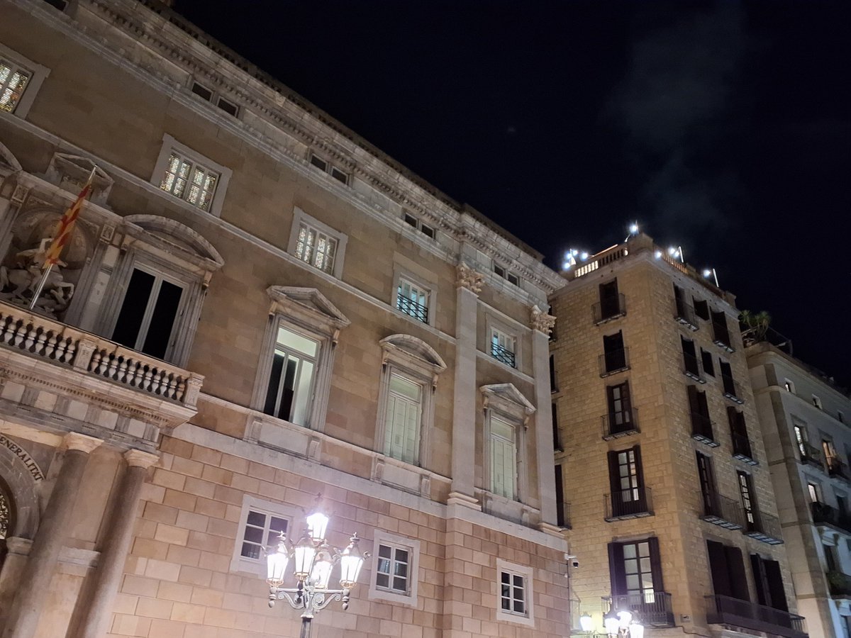 Antonio Baños tweet media