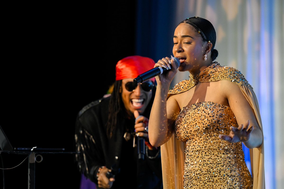 WorldDenver tweet media