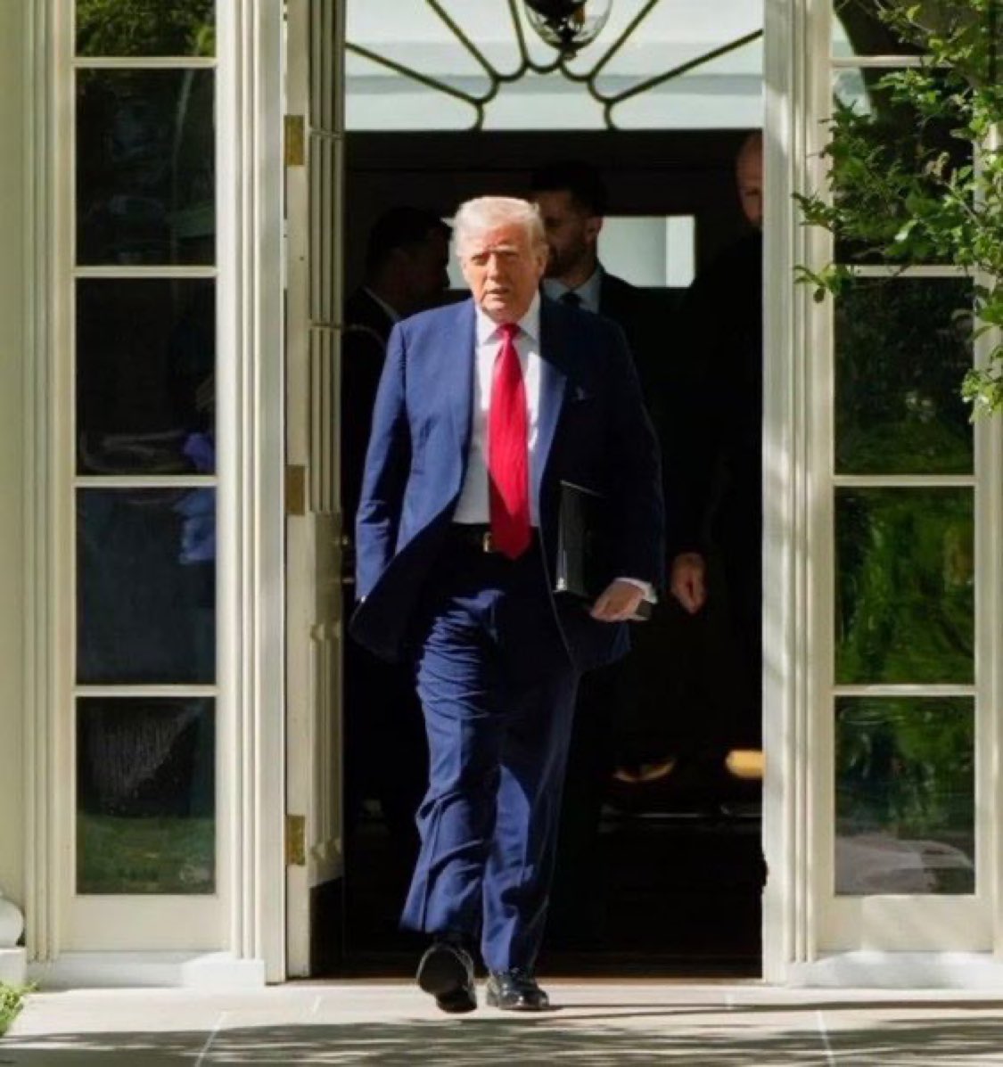 (Parody)Elon Musk tweet media