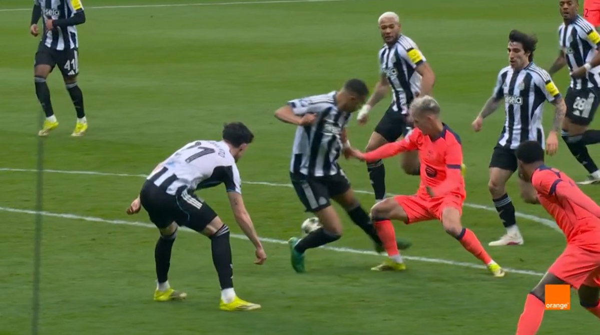 Archivo VAR tweet media