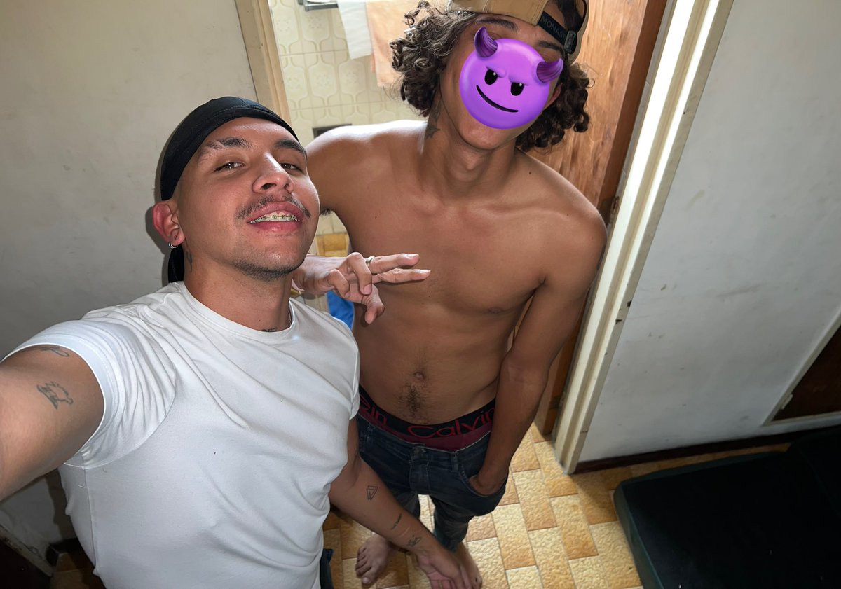 DiabloHot20's tweet photo. Que rico como este malandro me llamó para divertirse, dale like y rt si quieres ver como termina…😈🔥 https://t.co/pnXxzX4vTo