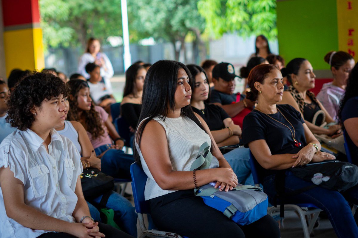 Institución Universitaria de Santa Marta tweet media