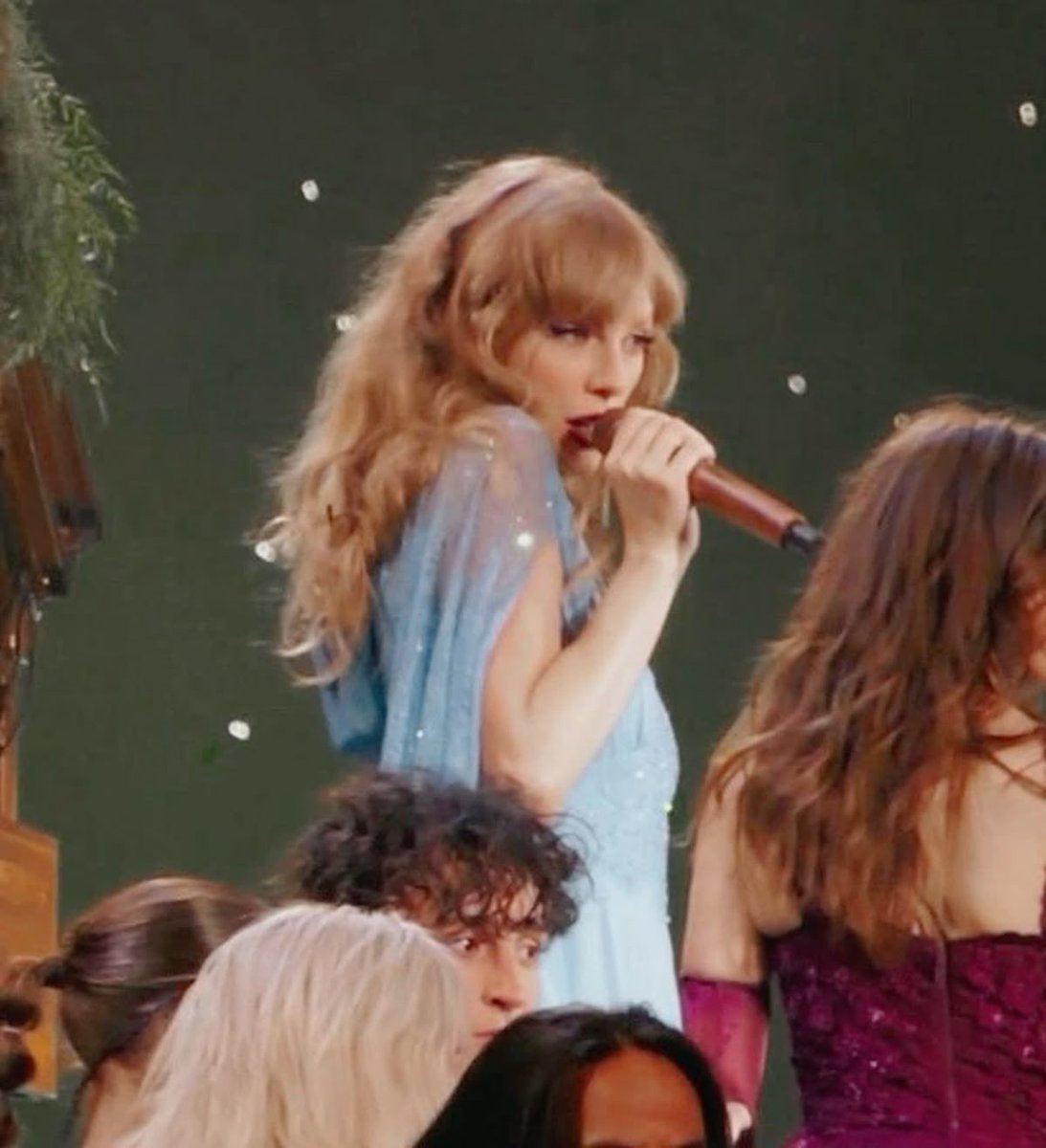 she is the prettiest girl in the world🫶🏻