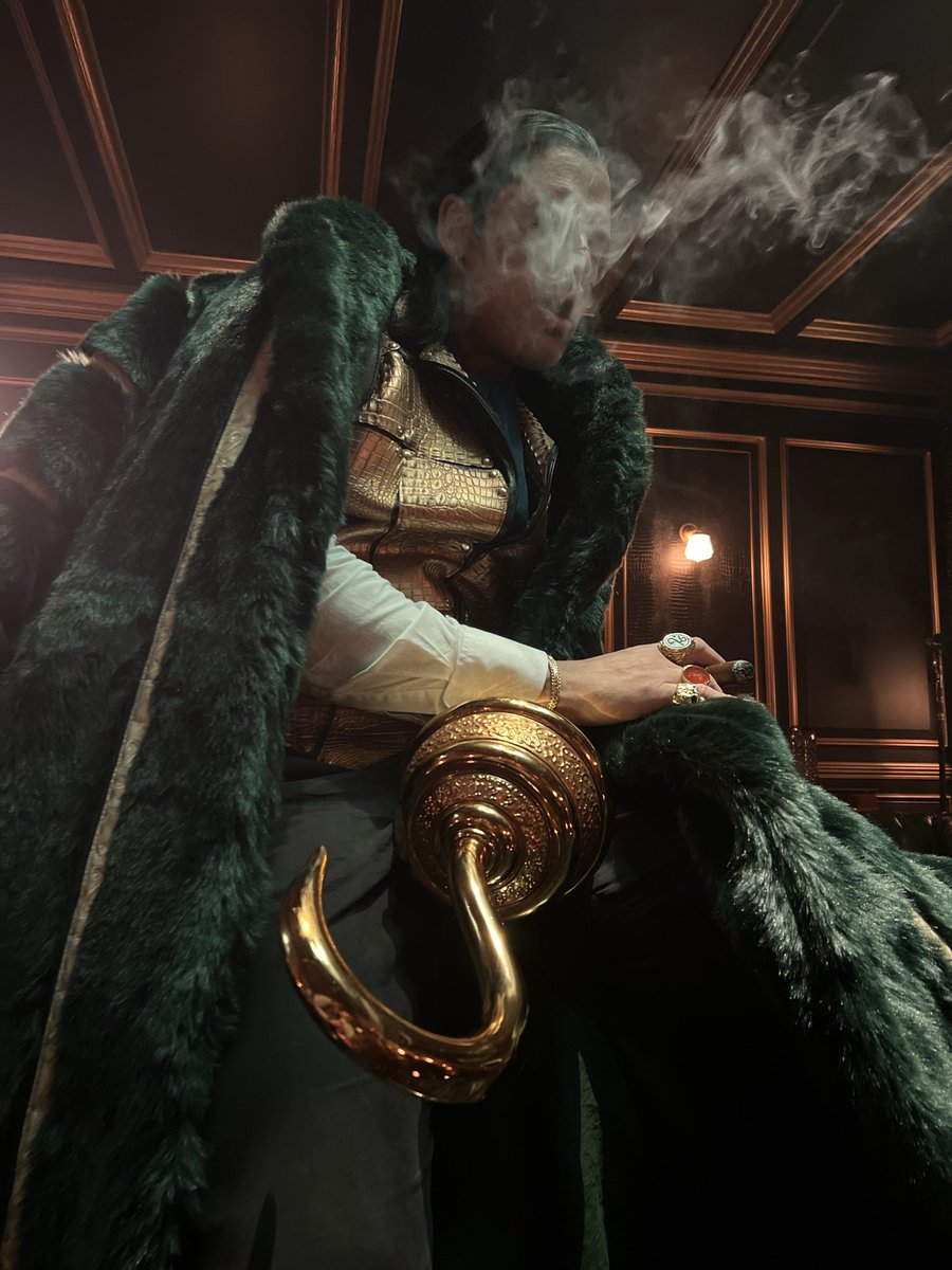 Heavy is the head…

ONE PIECE • INTO THE GRAND LINE

Now streaming on NETFLIX