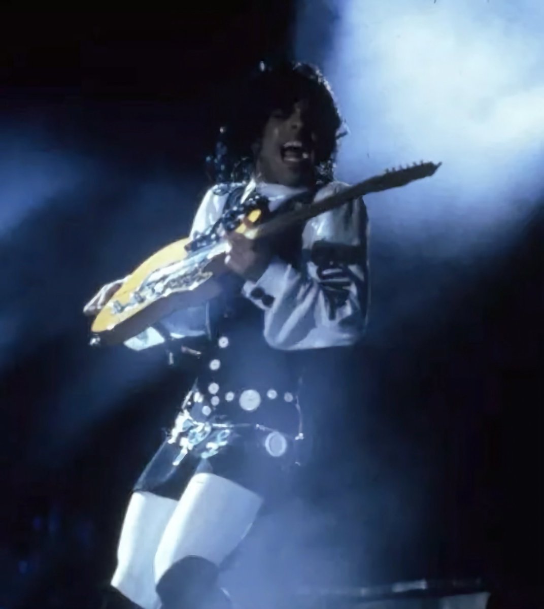 Dirty Mind tweet media