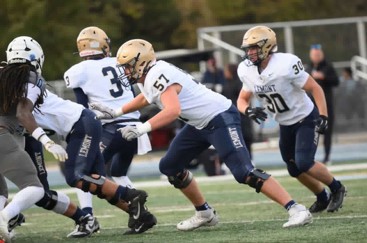 Recruit2Illini's tweet photo. Visit News: 2027 3⭐️ OL Corey Laga (@CoreyLaga) out of Lemont in Lemont, IL will take an unofficial visit to Illinois on April 6th. https://t.co/bxjfo8gfHY