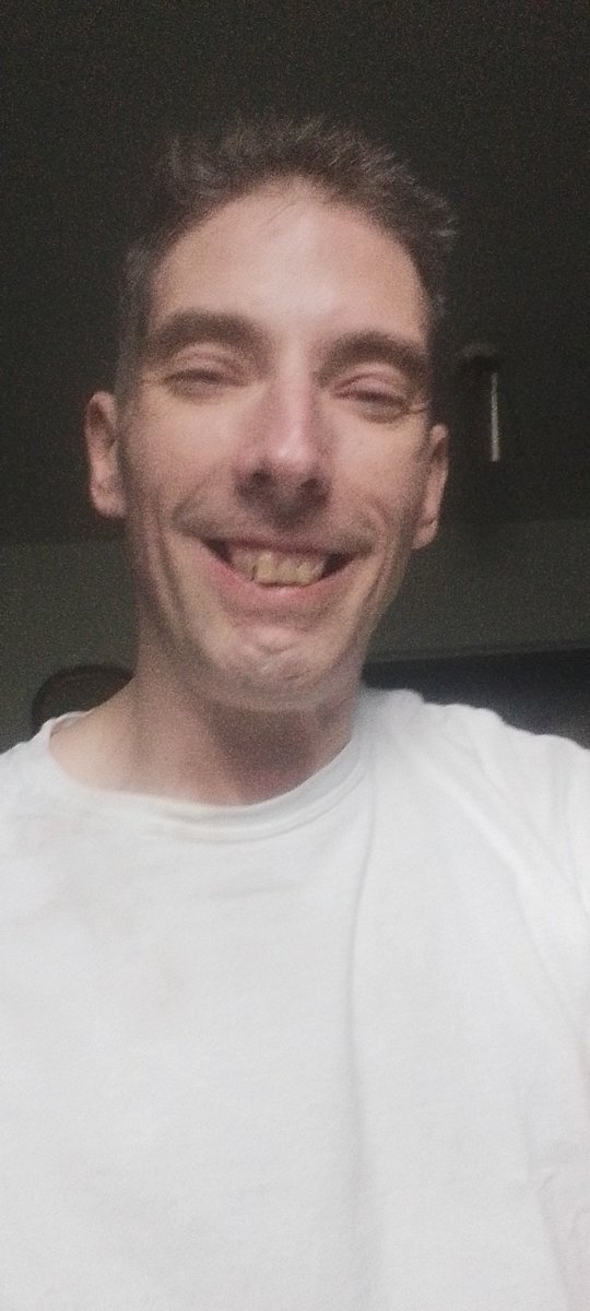 ARCILITETheGrea's tweet image. That's him giving it up just like I have too. #LEOs. Join the club. Like my club fist. @POTUS @WhiteHouse @SecretService @SecKennedy #SELFDefense #StateLaw.@MichStatePolice @oaklandsheriff @AGPamBondi Follow the law and let it be your guide. #Law or #Grace ? @IDFBabes @IDFMAGA