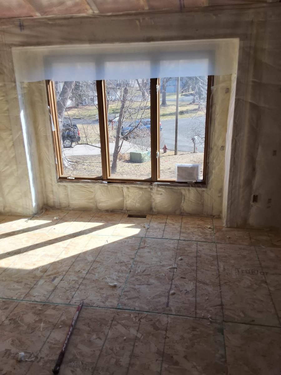 PM_Services_'s tweet image. A quick look at one of our recent insulation projects 👀

✔️ Batt insulation installed on exterior-facing walls
✔️ Spray foam used to seal key areas
✔️ Attached garage insulated

612-361-4245
CallProMech.com

#ProMech #Insulation #FiveStarService