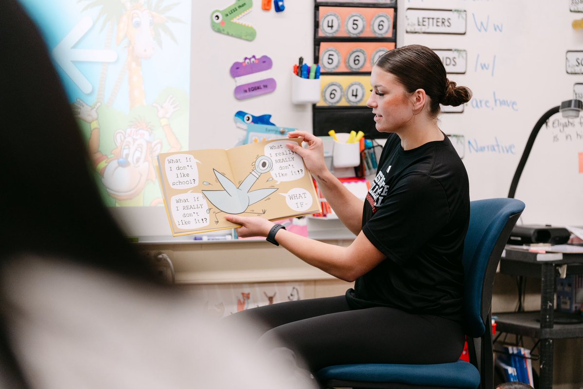 Fresno State Volleyball tweet media