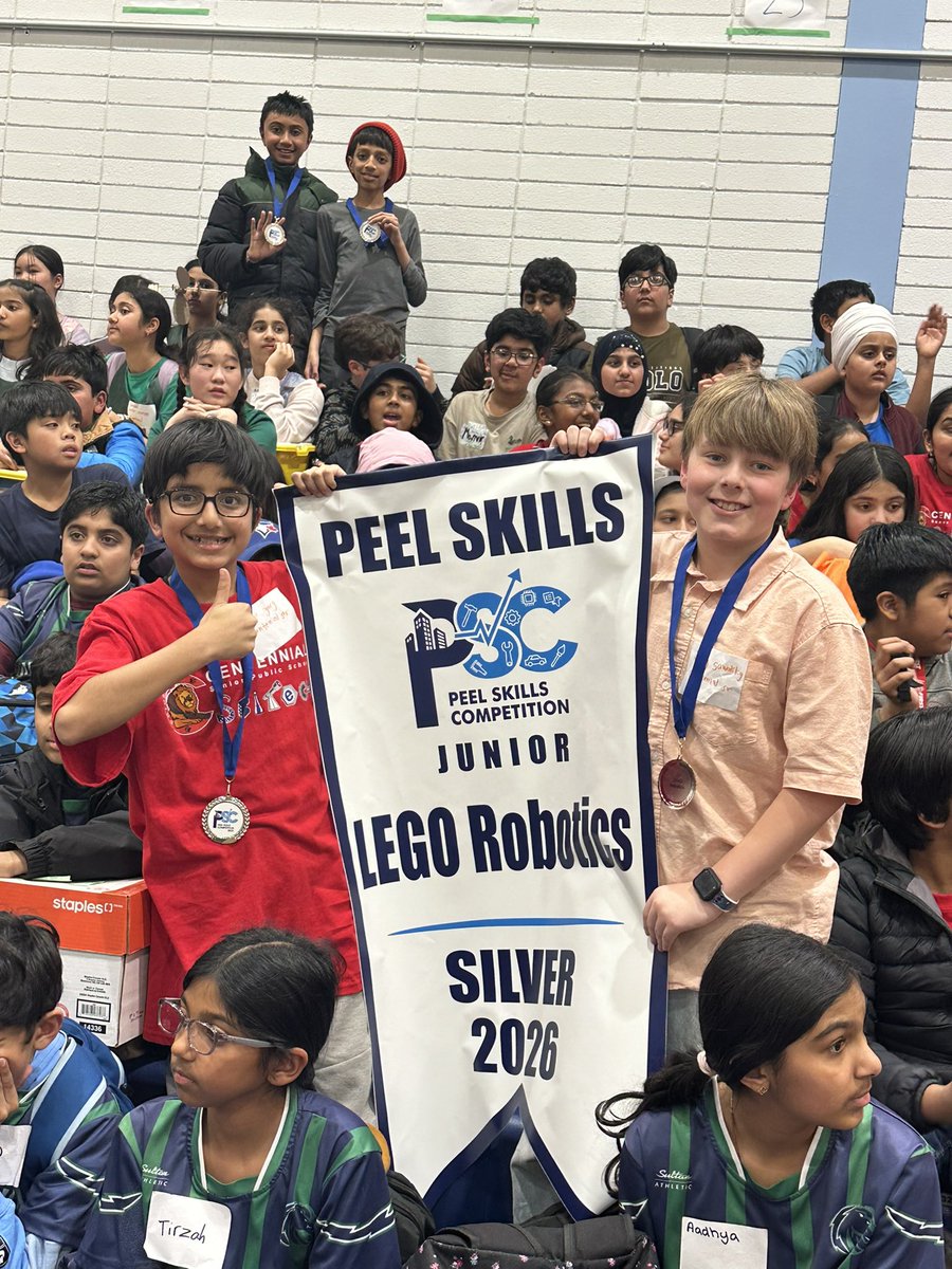 Mr. Pora tweet media