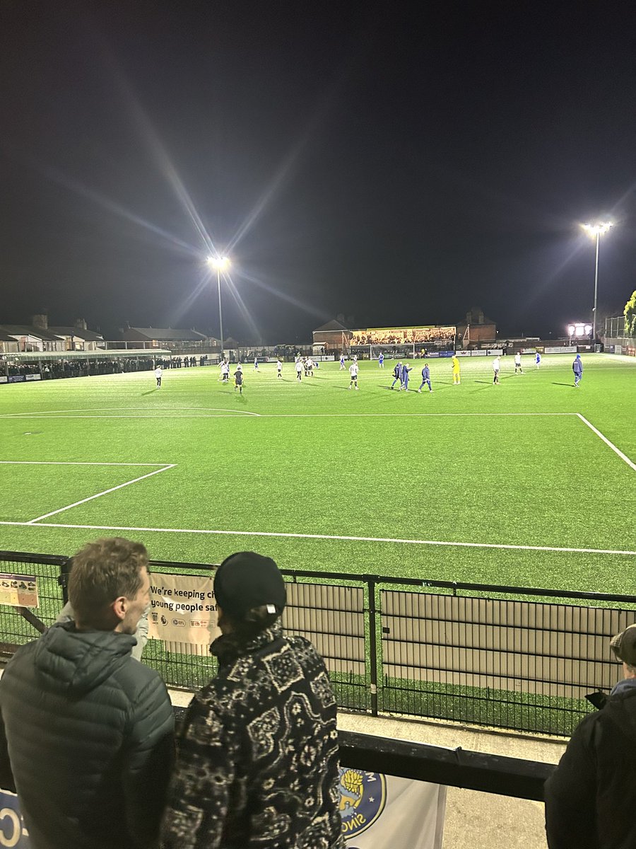 davidhen87's tweet photo. @GMNonLeague @NL_Enterprise @CurzonAshton @radcliffeboro I made it to Marine tonight for a Goal Fest. Big Win for the Silkmen. https://t.co/woVqB12H66