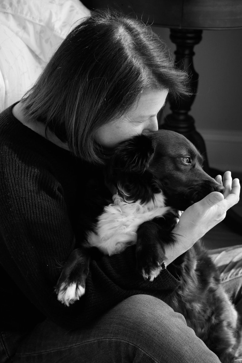 calAmity323's tweet photo. My mom and her soul dog from 2019. Genuinely one of my most favorite photos I’ve ever taken (and they still both adore each other to this day)♥️ https://t.co/54S6N3wg3H