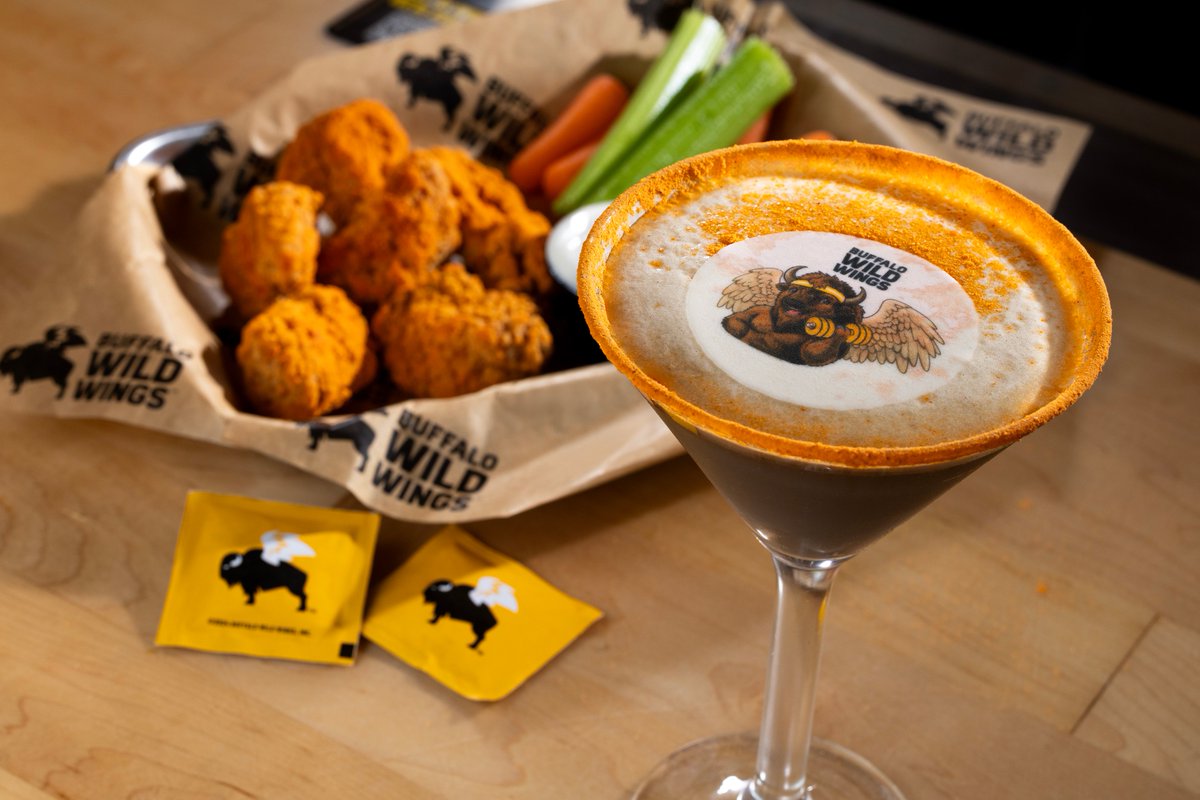 Buffalo Wild Wings tweet media