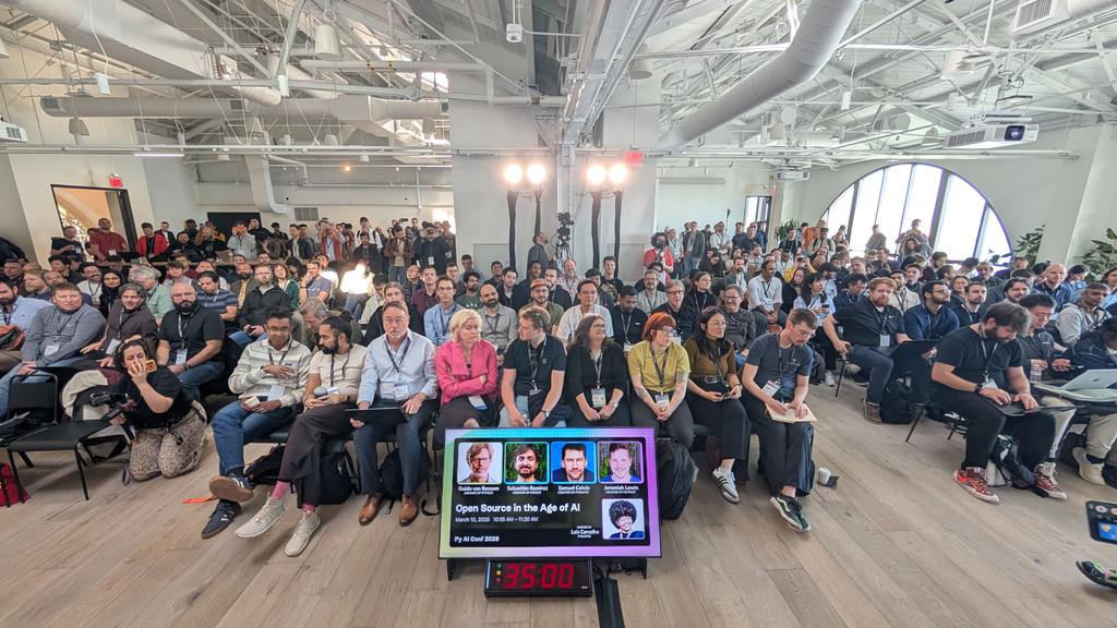 Samuel Colvin tweet media